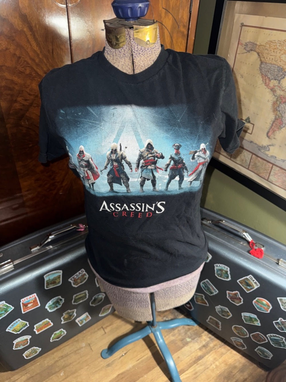 Official Assassin's Creed Fan Gear | Iconic Characters Graphic Tee"